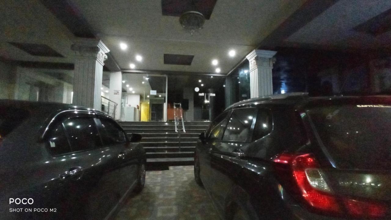 Hotel Jaidharshini Palace Kumbakonam Eksteriør bilde