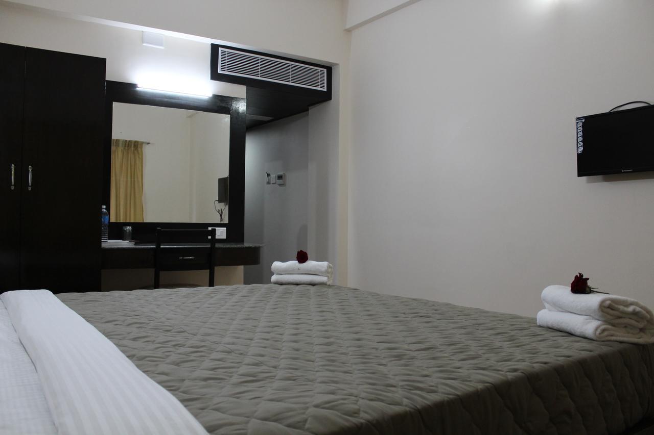 Hotel Jaidharshini Palace Kumbakonam Eksteriør bilde