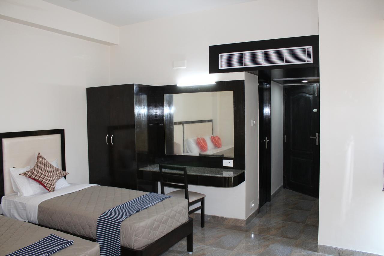 Hotel Jaidharshini Palace Kumbakonam Eksteriør bilde